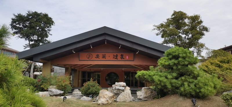 Lianquan Dajiang'hu Hotel Over view