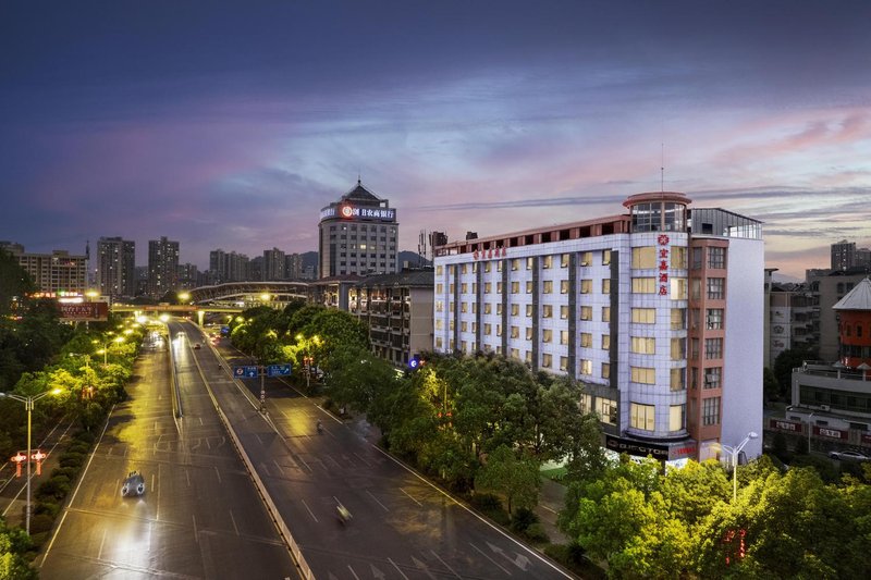 Yijia Hotel Over view