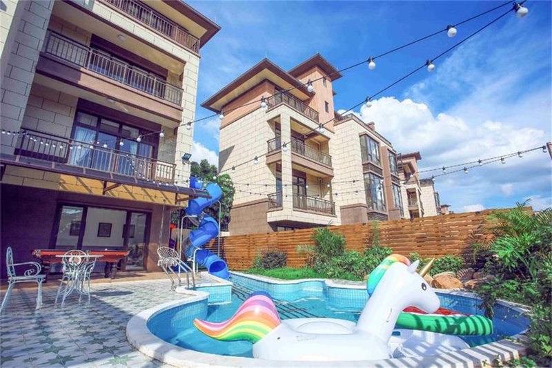 Foshan Luhu Moxianbao Parent-child Paradise Resort Villa Over view