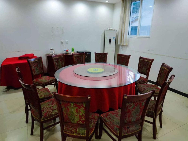 James Joyce Hotel (Beijing Wukesong Subway Station 301 PLA General Hospital Branch) Restaurant