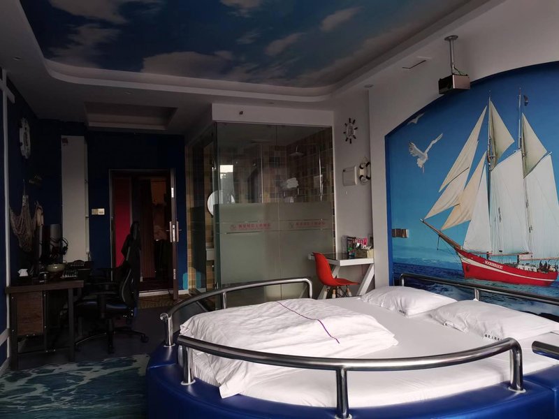 ZhenAi Lovers＇ theme hotel Guest Room