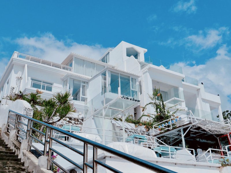 Sanya NaTa  Seascape Hotel Over view