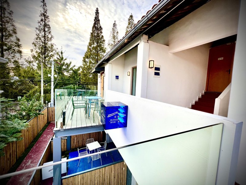 Blossom inn (NO.2 Chongming Shanghai) Over view