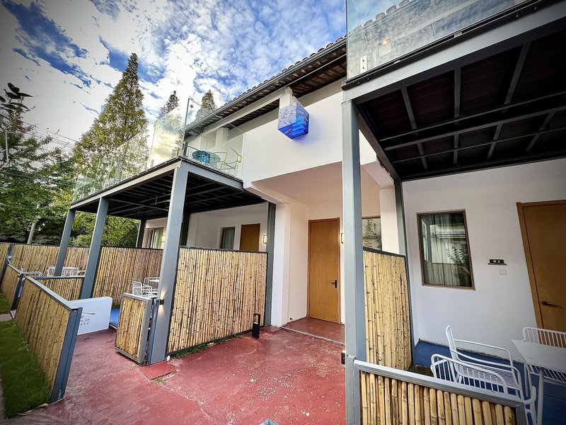 Blossom inn (NO.2 Chongming Shanghai) Over view