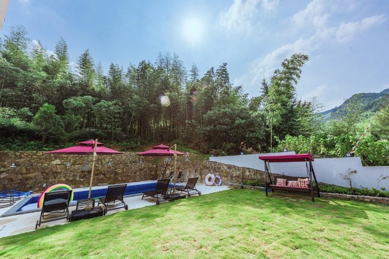 Doge Theme Homestay Over view