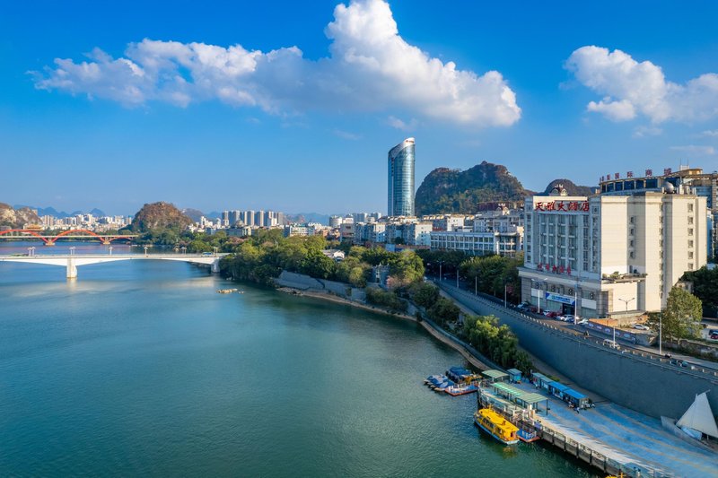 Tianya Hotel (Liuzhou High-speed Railway Station Gubu Street) Over view