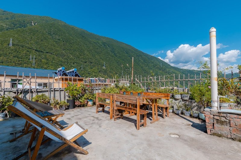 One Thousand And One Proverbs InnOver view