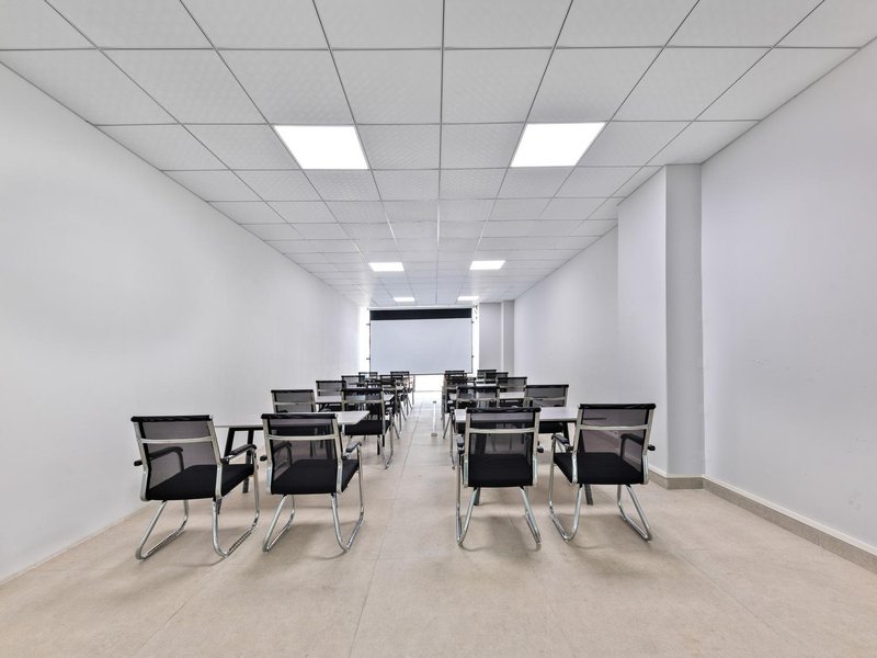 Cheermay Hotels (Dongguan Songshanhu Industrial Park Shop) meeting room