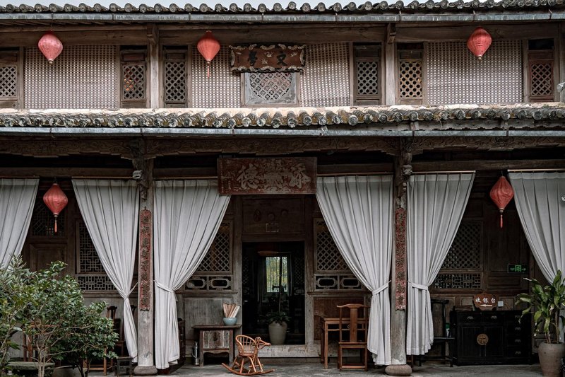 Pumi Wenlv Zhang's Courtyard (Hepan) Over view
