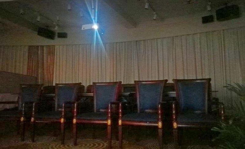 Yayue Hotel (Luoyang Qilihe)Restaurant