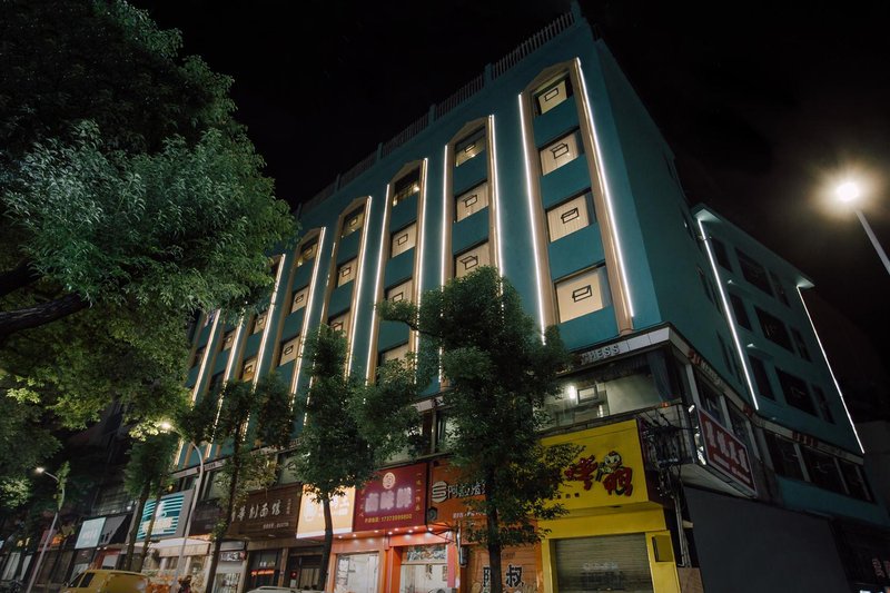 Xiaotian'e Themed Hotel Over view
