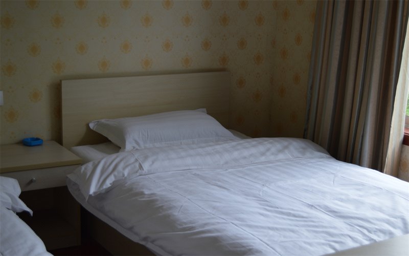 Jinan Airport Express Hotel  Guest Room