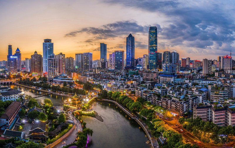 Apple Art Hotel Qingyuan Lijing Branch Over view