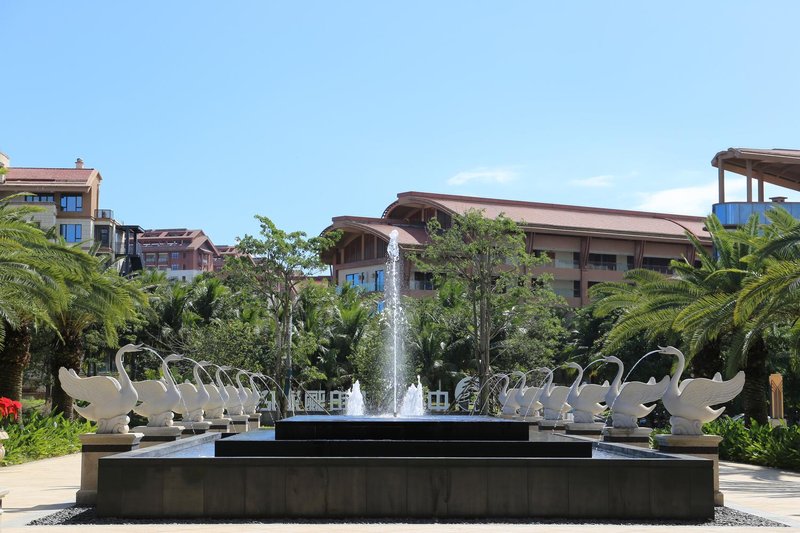 The QUBE Hotel Sanya Haitang Bay Over view