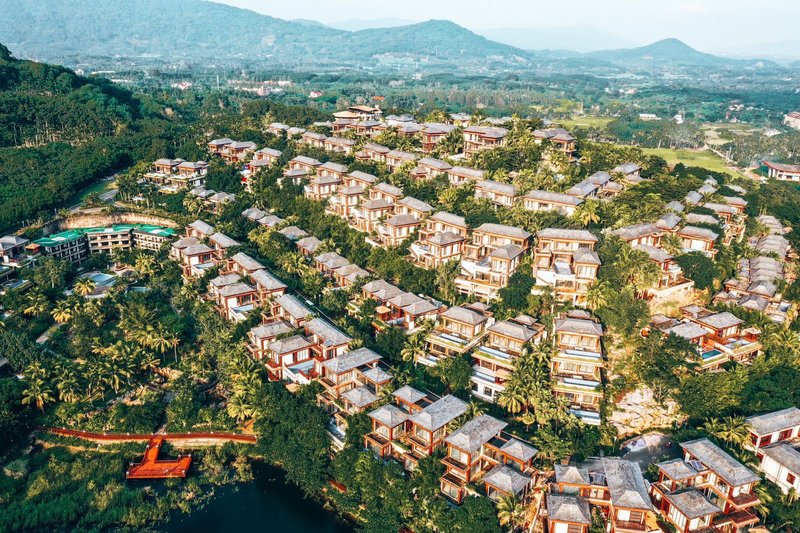 NaxiangMountain Yafeng Tropical Rainforest  Resort Hotel Over view