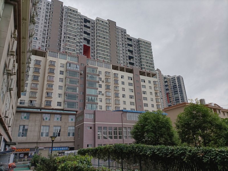 Mango Hotel Over view