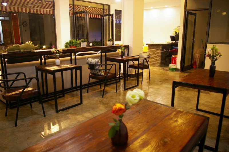 BELLA＇S INN Restaurant