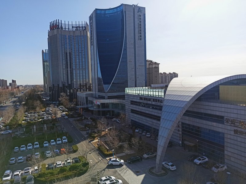 Starway Hotel (Langfang Convention and Exhibition Center) Over view