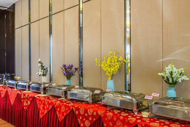 Lincheng Chenguang HotelRestaurant