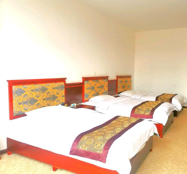 Yuhang Hostel Guest Room