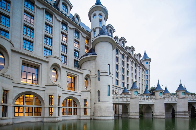 Yinrun Jinjiang Castle HotelOver view