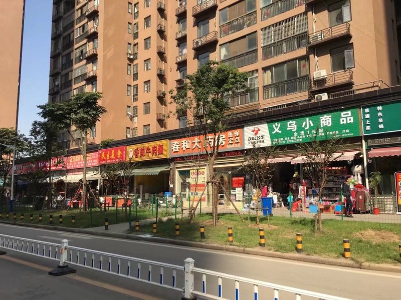  酒店外观