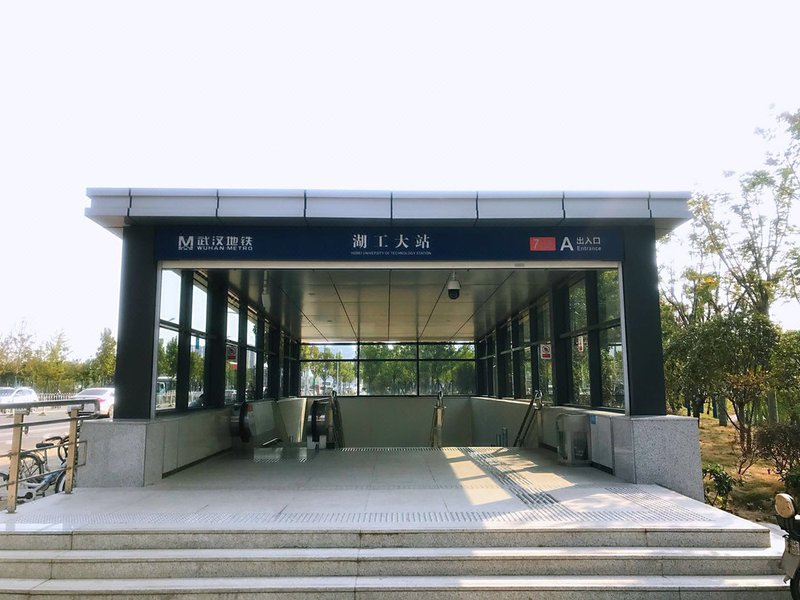  酒店外观