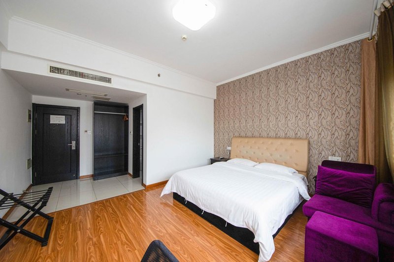 Baifenghui Business Hotel Yangzhou ShouxihuGuest Room