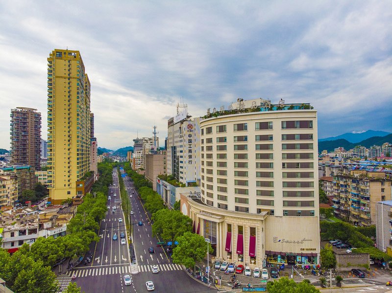 The Pearl Boutique Hotel Lishui Over view