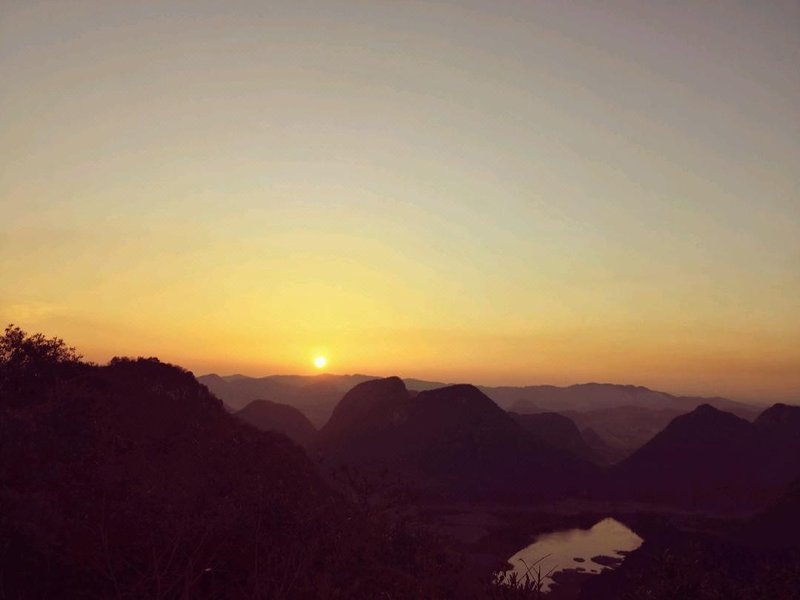 Tien Son周边景点