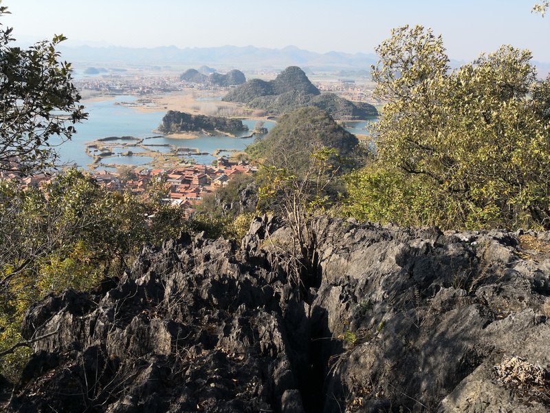 Tien Son周边景点