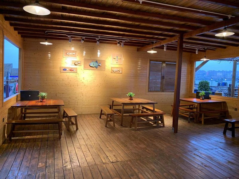 Tanka Sea Hostel(Lingshui South-Bay Monkey Island Restaurant