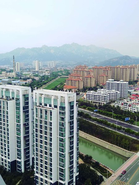 Ripple Hotel (Qingdao Petroleum University Wuyue Square Metro Station) Over view