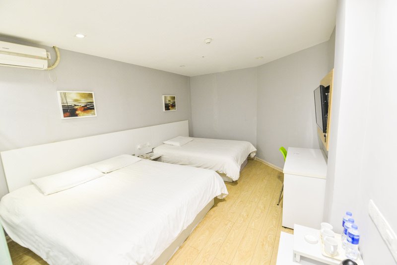 Motel 168 HotelOther