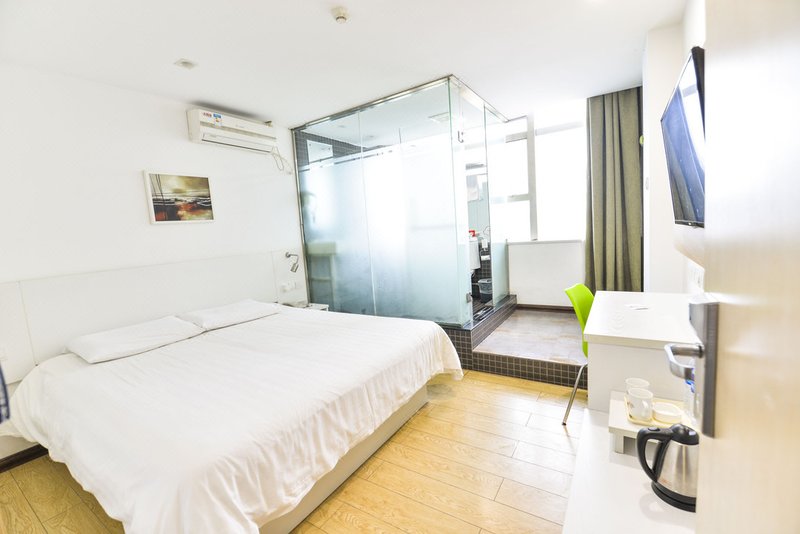 Motel 168 HotelOther