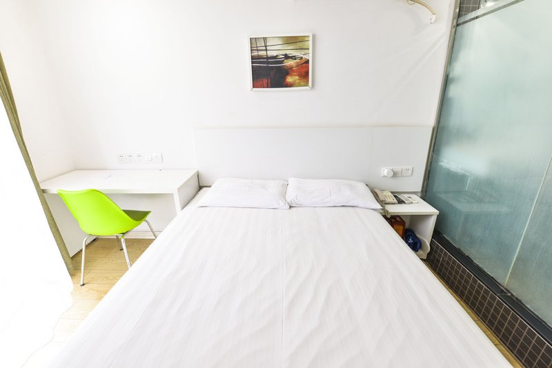 Motel 168 HotelOther