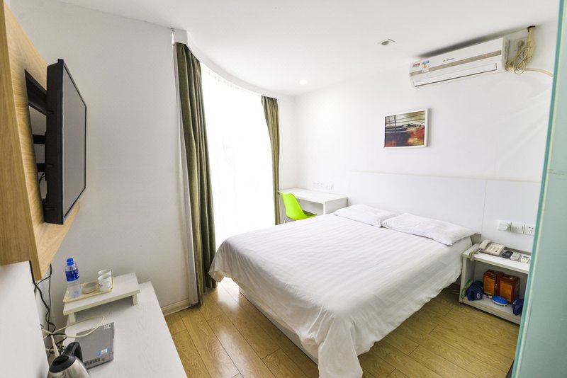 Motel 168 HotelOther