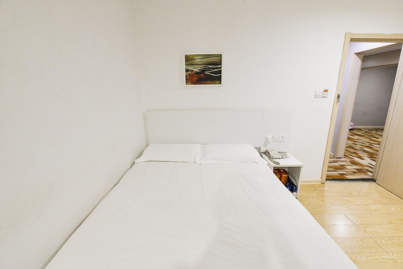 Motel 168 HotelOther