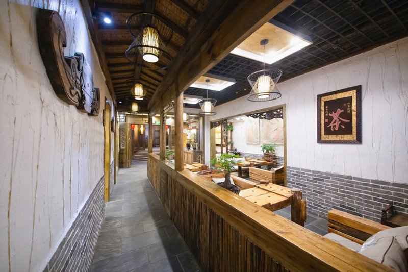 Xingfu Wutuobang Gufeng Qingshe Hostel Restaurant