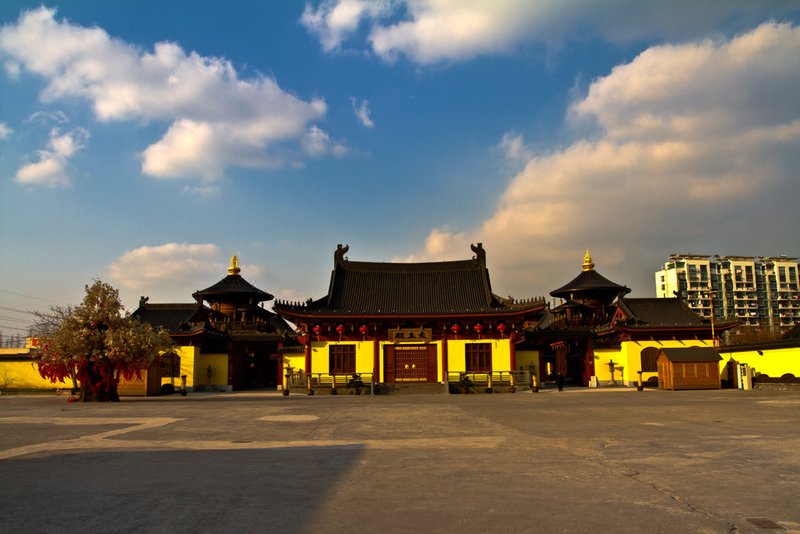 Vienna Hotel (Shanghai Jing'an Gaoping Road)周边景点