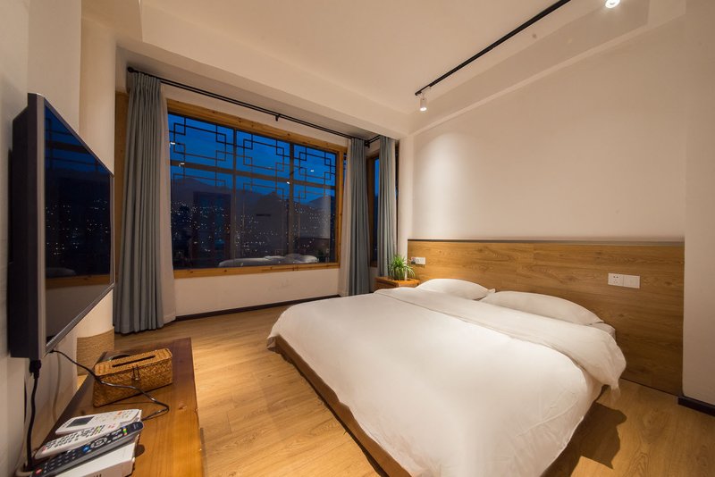 HUAYU HOTELGuest Room