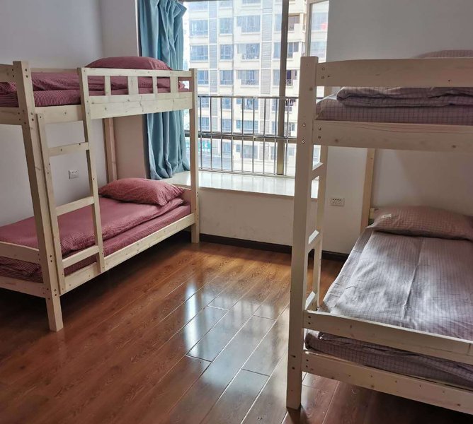 Qianduoduo Capsule  HostelGuest Room