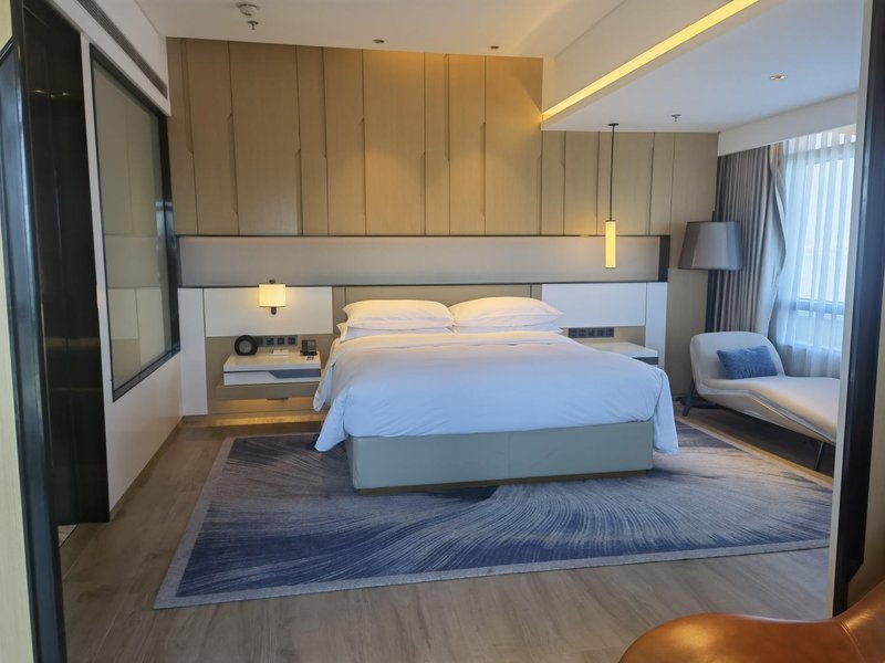 Courtyard by Marriott (Xiamen Baiqi)Guest Room