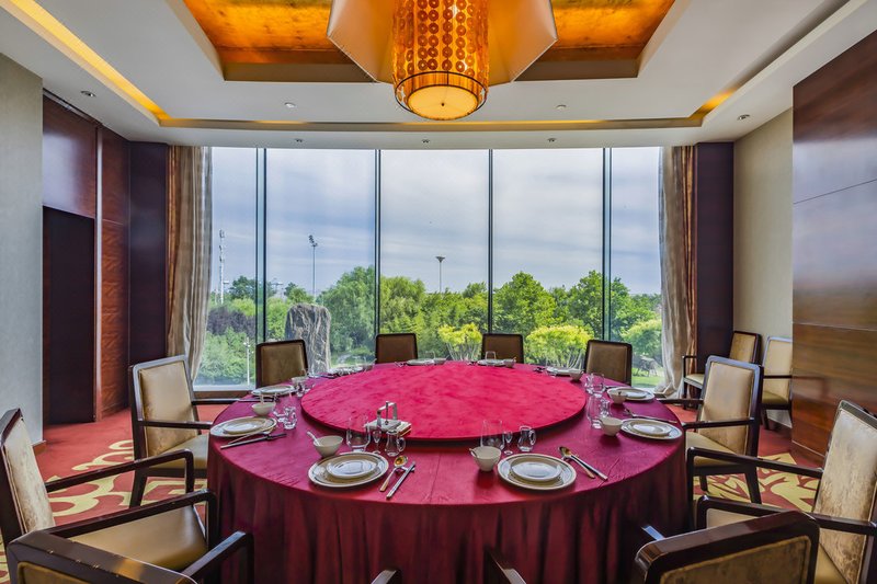 Grand Hotel QinhuangRestaurant