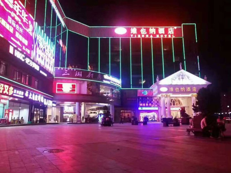 Vienna Hotel Over view