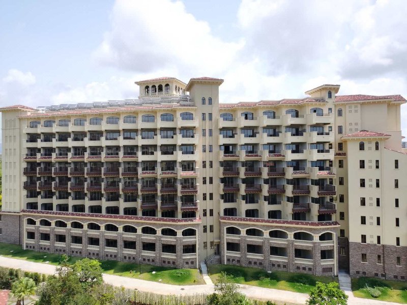 Anoa Interstate Hotel (Haitang Wan Duty Free Shop) Over view