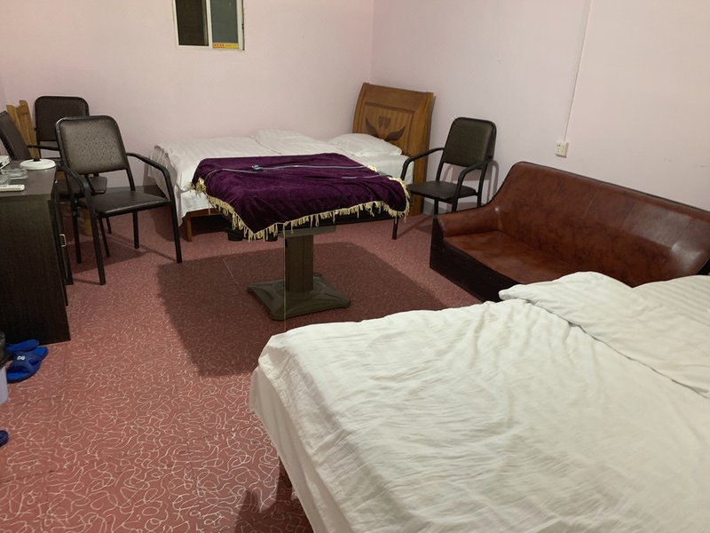 Xiaohe Renjia Hostel 休闲