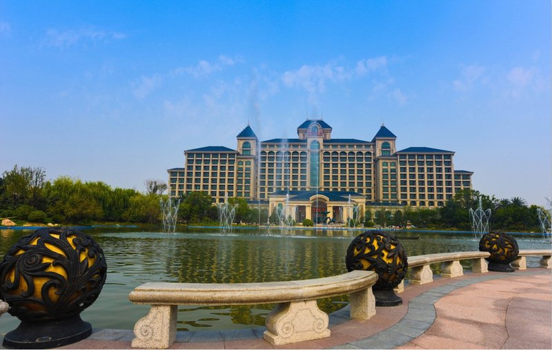 Evergrande Hotel Tianjin Dongli LakeOver view