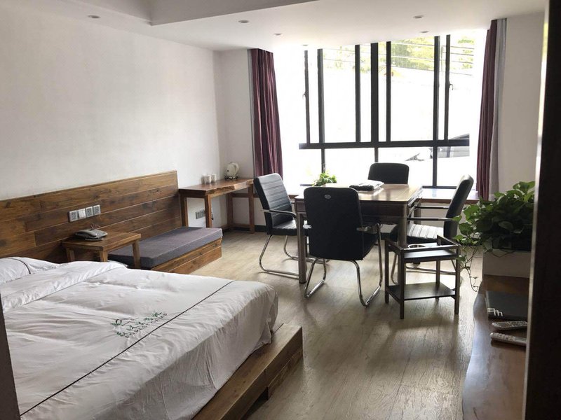Dongjiang Lake Senlinli CampGuest Room