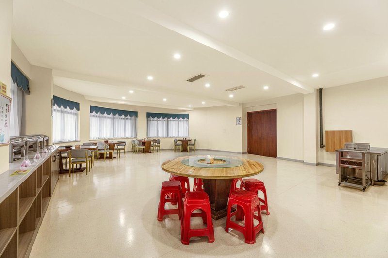 Bacarol Inn Restaurant